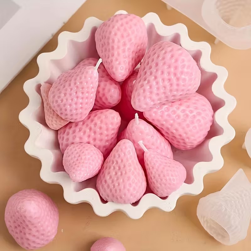 Strawberry Silicone Candle Mol - огляд і ціна Soap Making Bar
