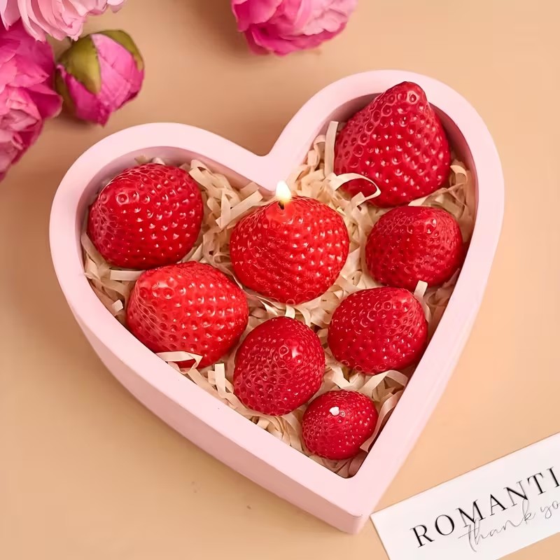 Strawberry Silicone Candle Mol - огляд і ціна Soap Making Bar
